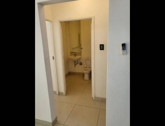 2 BEDROOM APARTMENT FOR SALE IN UMHLANGA CENTRAL